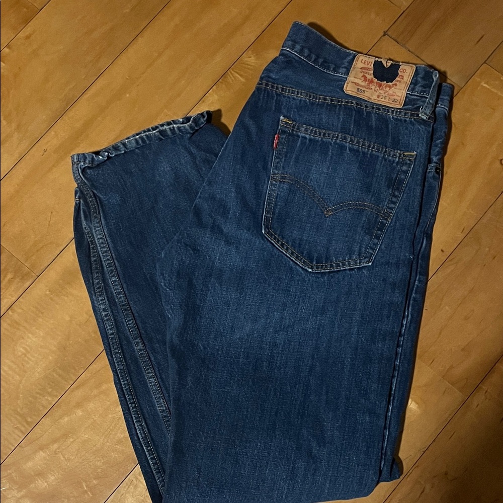 Levi's Men's Dark Blue Straight Jeans size 36/32